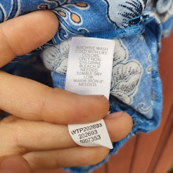 J. JILL | Love Linen Blue Floral 3/4 Sleeve Split Neck Tunic Blouse Coastal LT - Picture 14 of 14